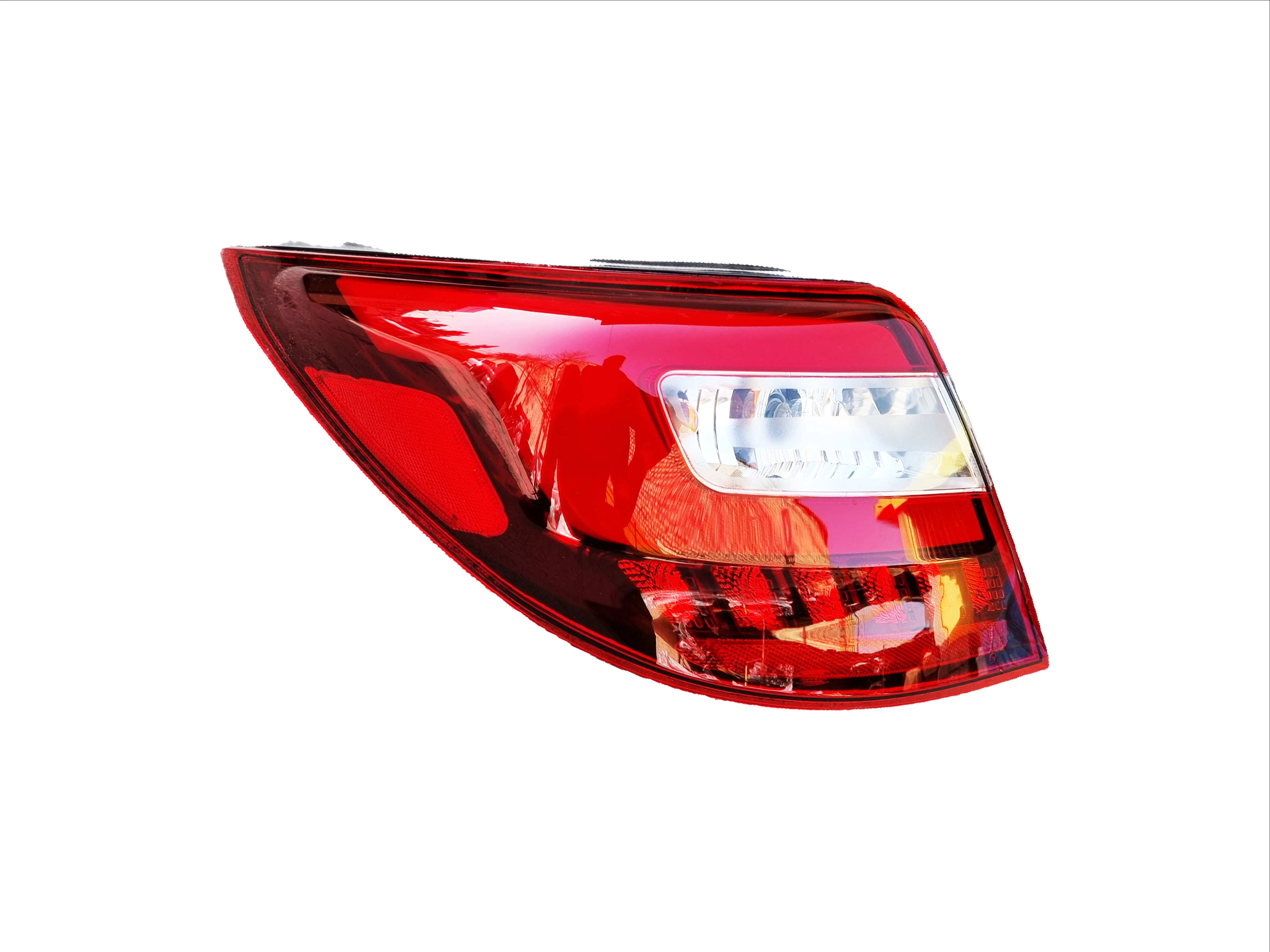 چراغ خطر عقب دنا پلاس چپ فن آوران پرتو الوند