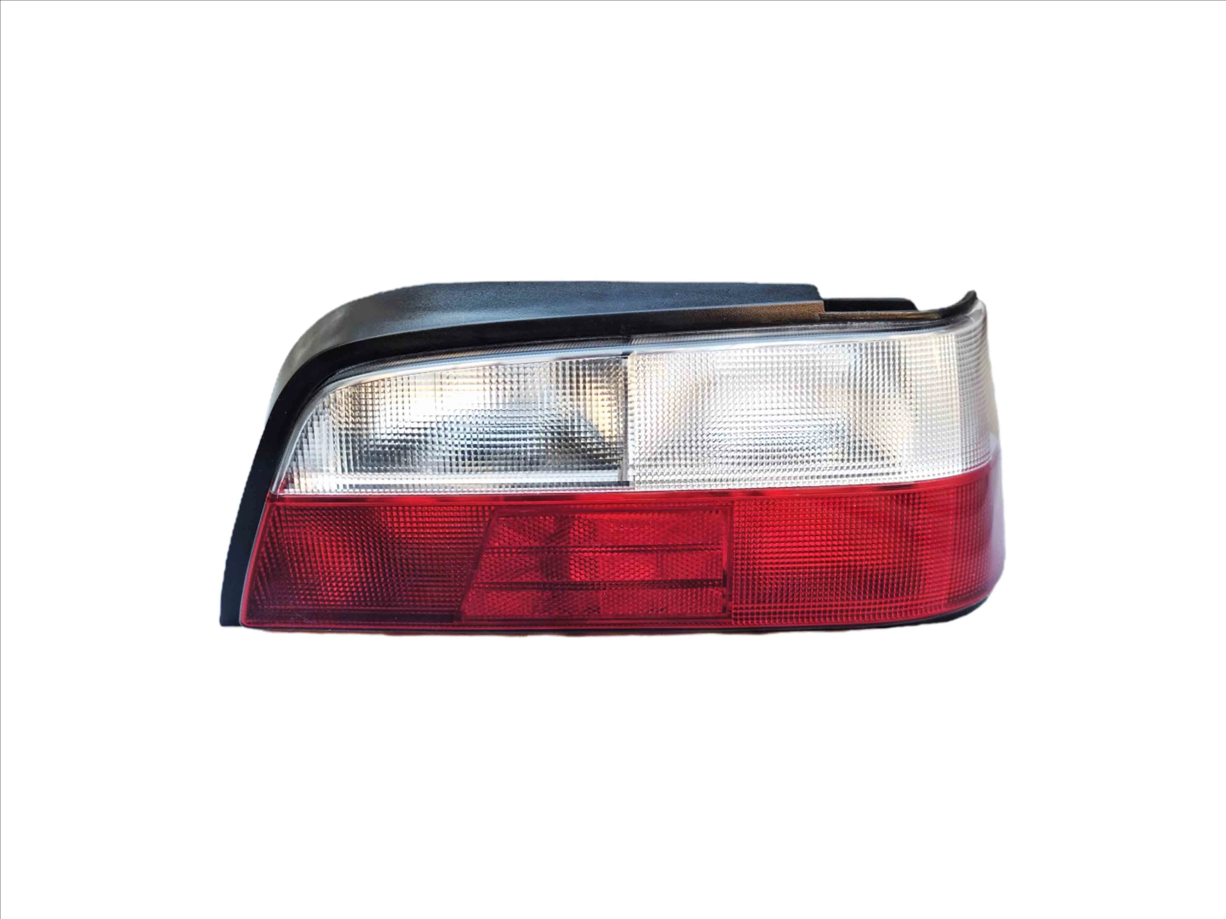 چراغ خطر عقب پژو پارس بالا سفید راست جمعساز