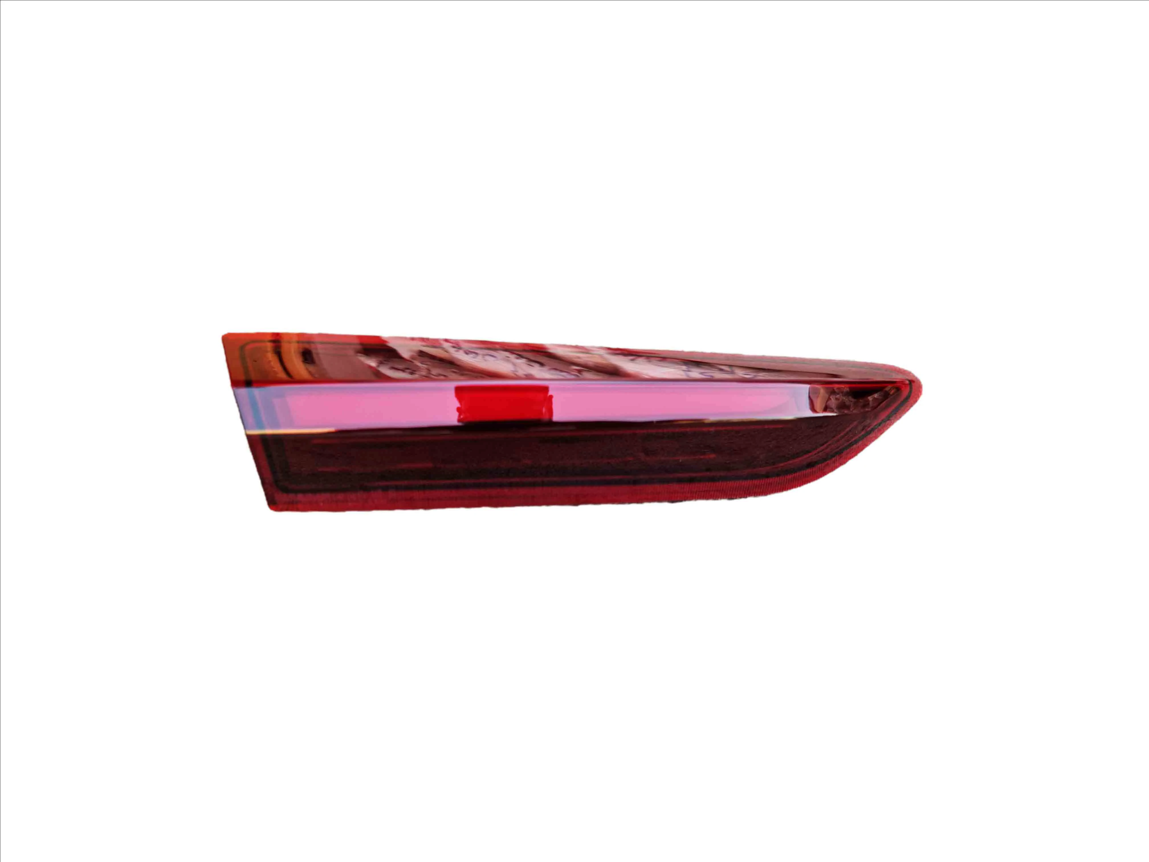 چراغ خطر عقب اطلس روی صندوق چپ فن آوران پرتو الوند