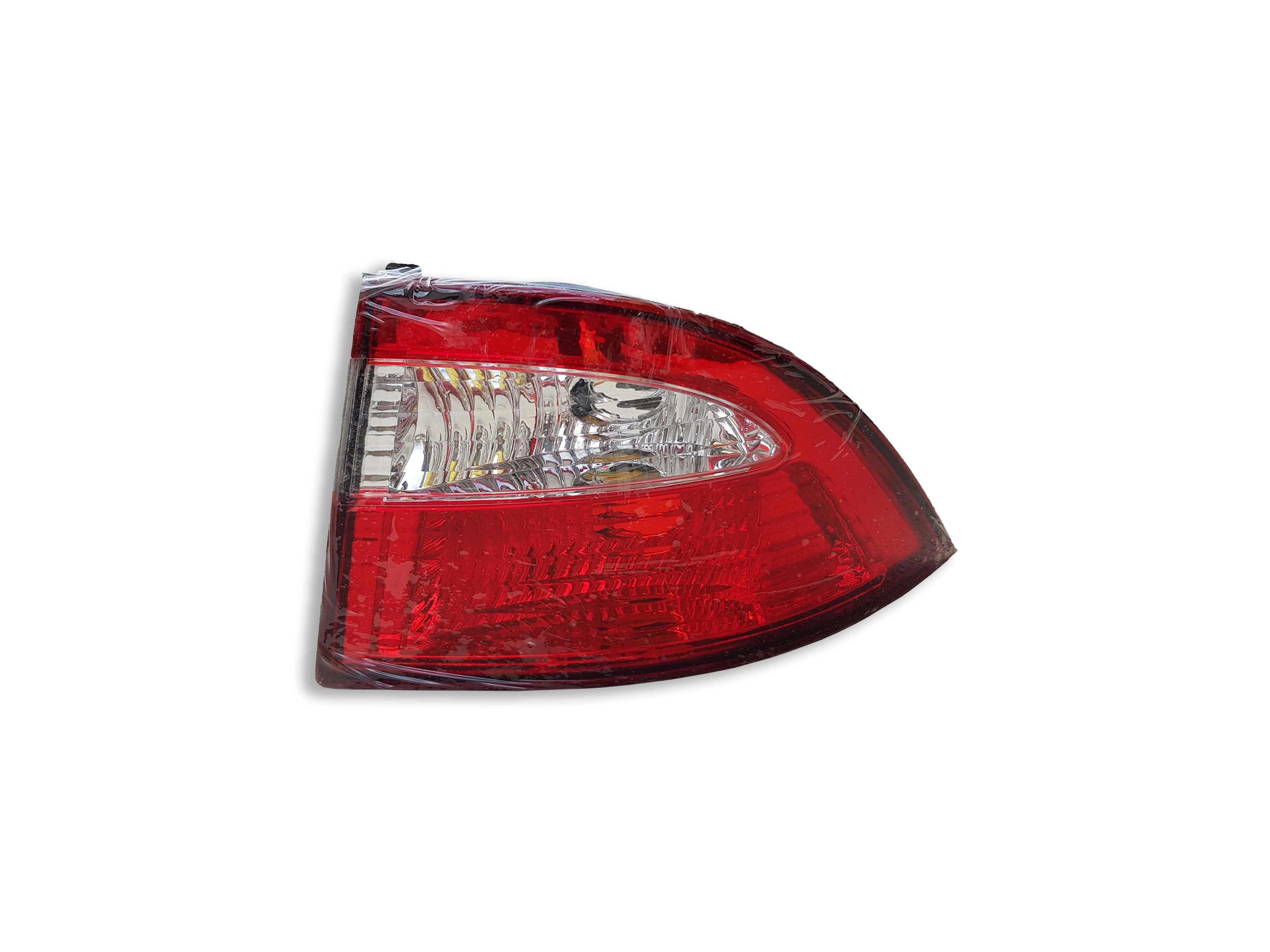 چراغ خطر عقب سمند روی بدنه راست فن آوران پرتو الوند