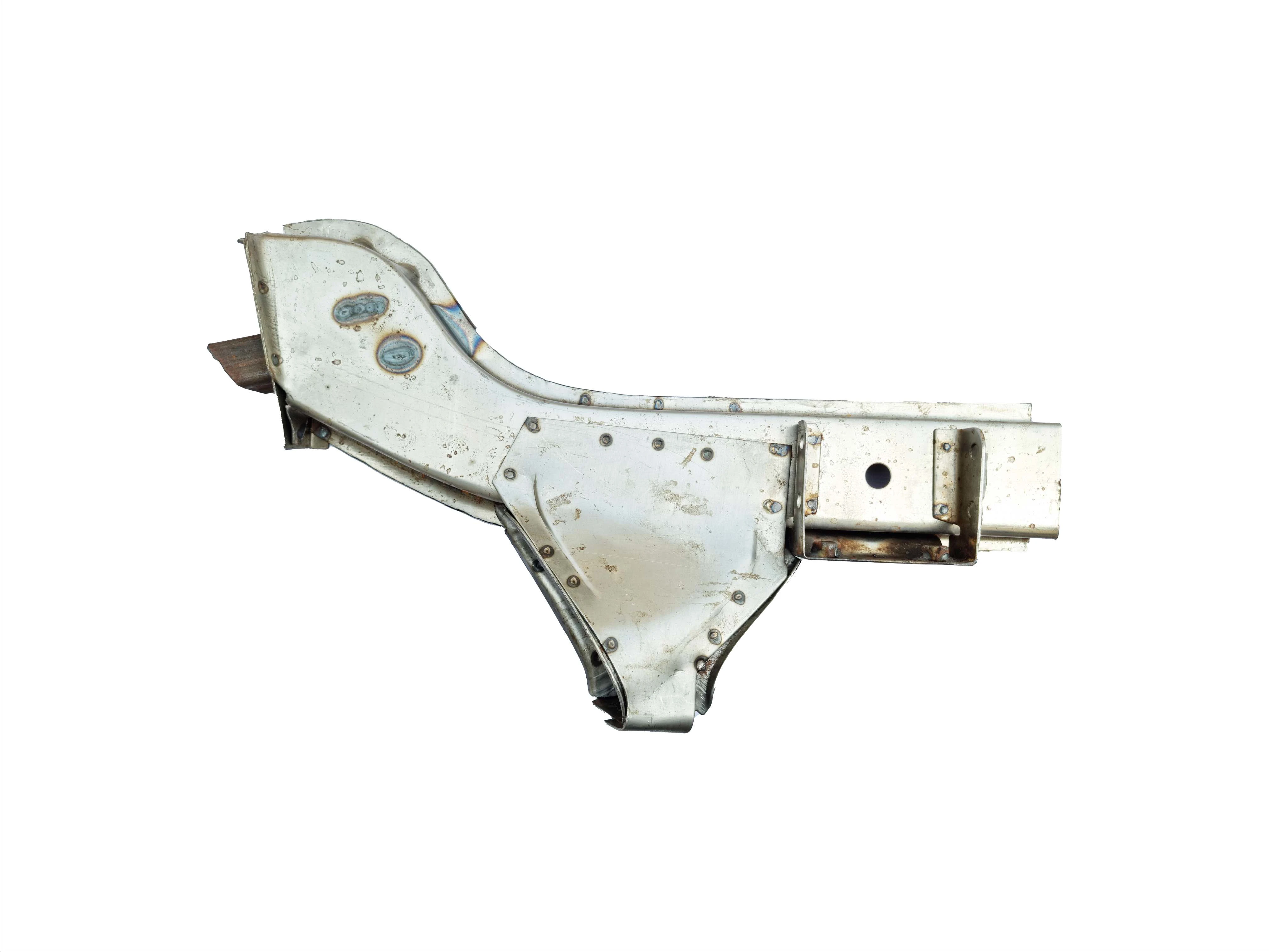 نصفه شاسی جلو کوتاه پیکان راست زربین کاران