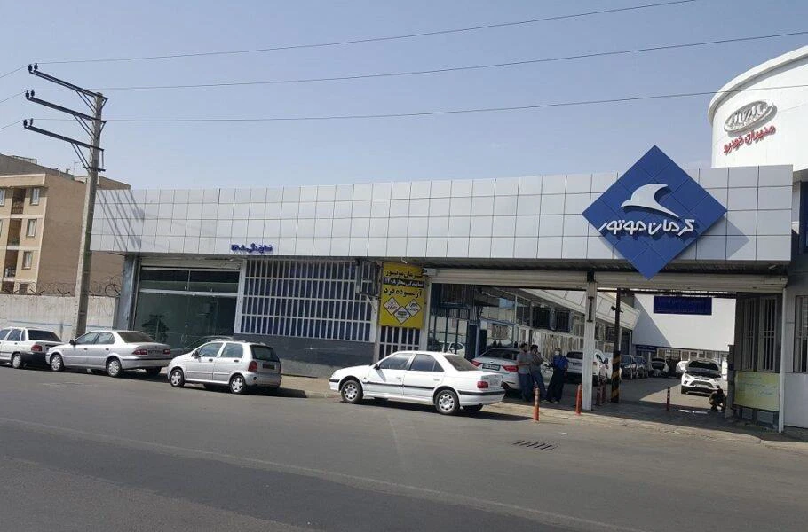 با وجود تزریق ارز به تولیدکنندگان، رشد تولید خودرو رخ نداد | صحت بخش