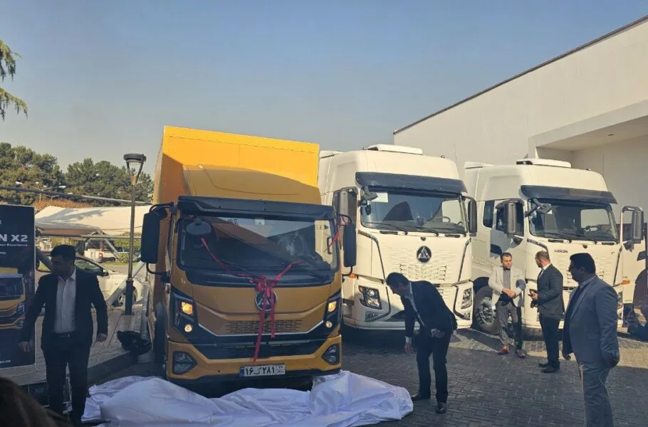 کشنده و کامیونت هرون توسط سپهرآسا دیزل رونمایی شدند | صحت بخش