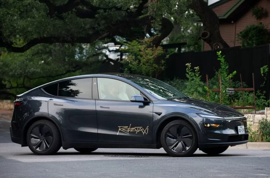 تسلا درحال استخدام راننده برای روبوتاکسی در نیویورک است | صحت بخش