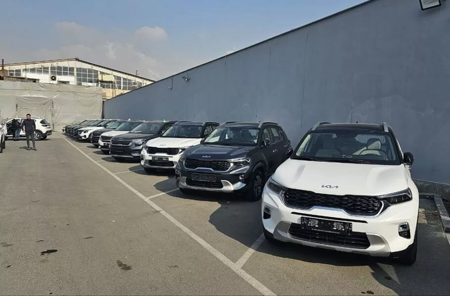 اصلاحیه آیین‌نامه اجرایی واردات خودرو در سال 1404 توسط هیئت وزیران ابلاغ شد | صحت بخش