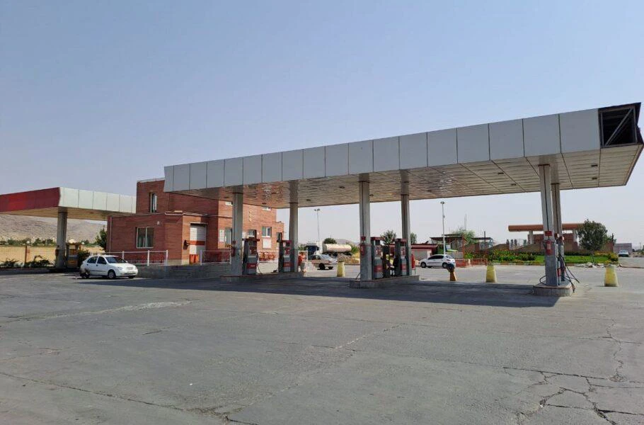 میزان ذخیره بنزین در کارت سوخت چقدر است و برای چه مدت باقی می‌ماند؟ | صحت بخش