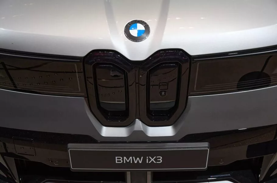 لوگو جدید بی ام و با تغییرات نه چندان مشهود معرفی شد | صحت بخش