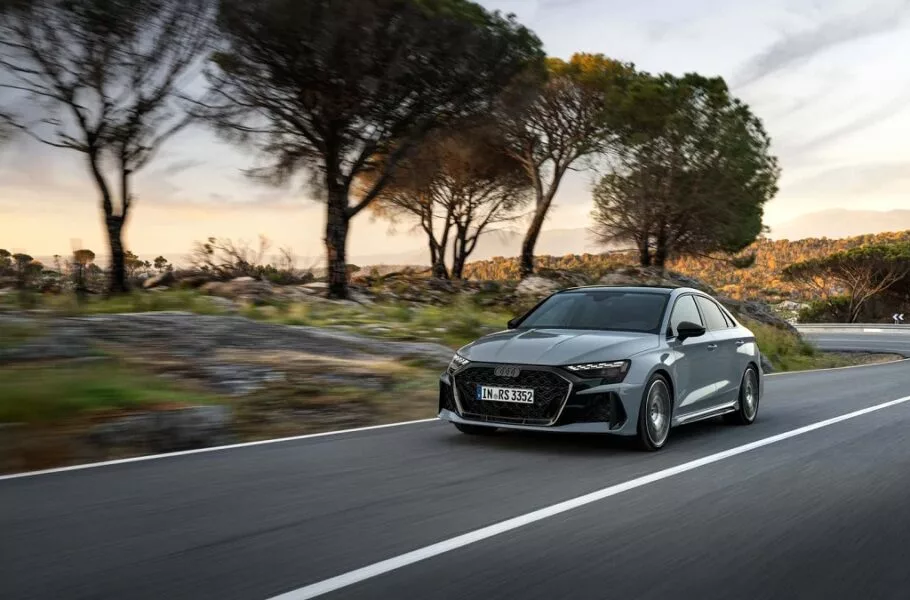 چرا تولید موتور پنج سیلندر آئودی متوقف می‌شود؟ | صحت بخش